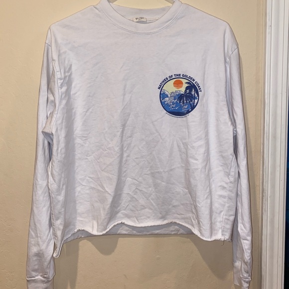 brandy melville golden coast long sleeve tee - Picture 2 of 2